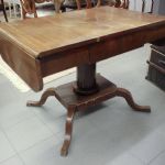 999 6550 COFFEE TABLE